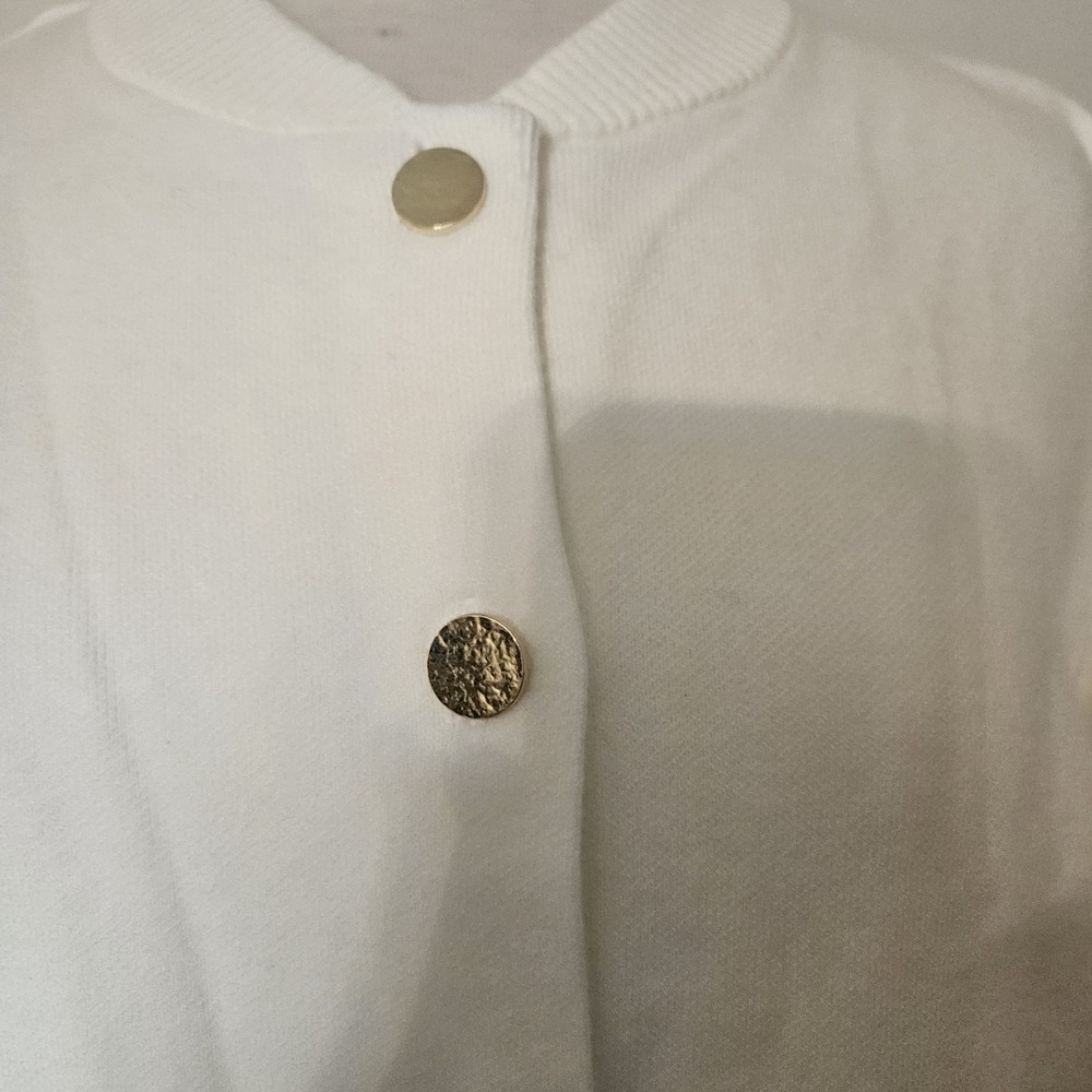 Marc New York Ladies Ivory Classic Cardigan Sweater With Gold Buttons - NWT - Picture 2 of 13